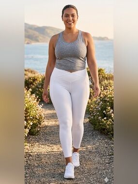 Fabletics || Oasis PureLuxe HW Crossover 7/8 white Legging size XXL